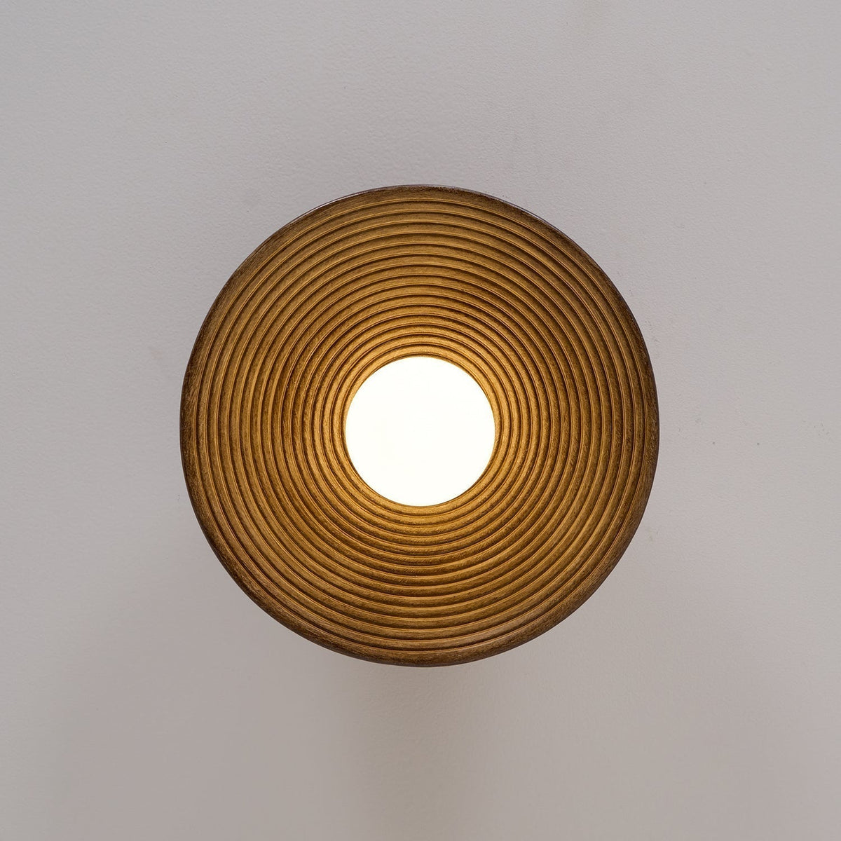 Zira Vlakke plafondlamp met Ronde bollen van Hout