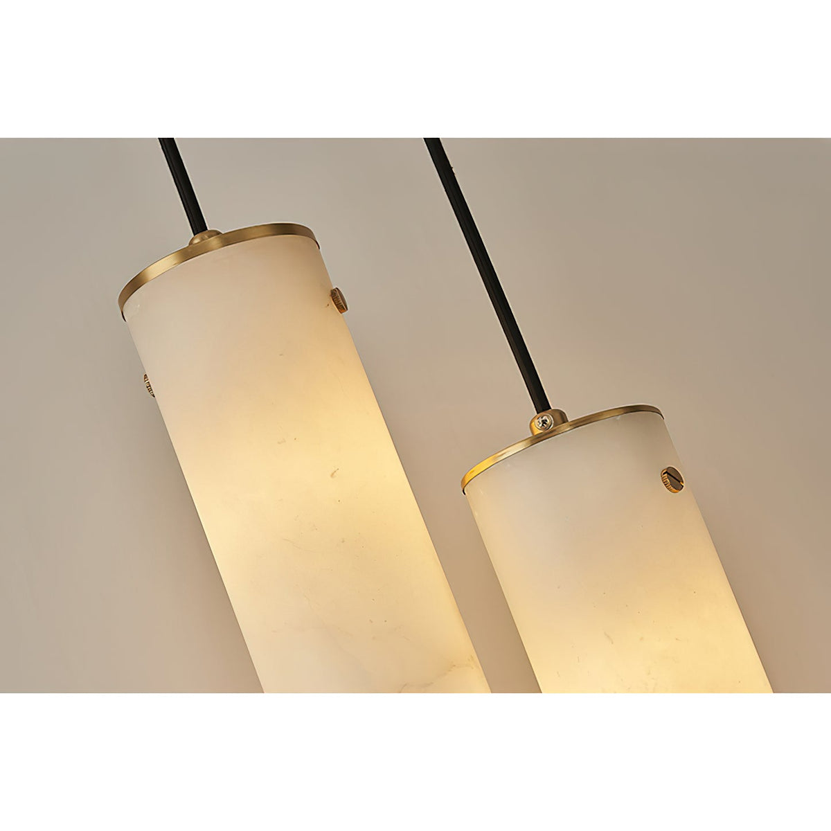 Lyvina verticale hanglamp van albast