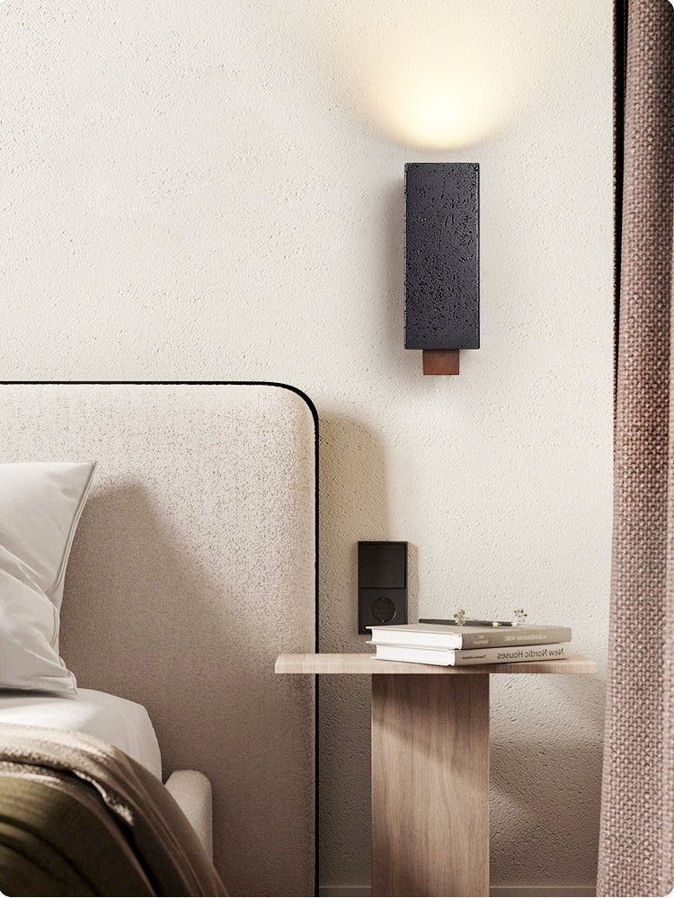 Viraanira Obsidian Glow wandlamp