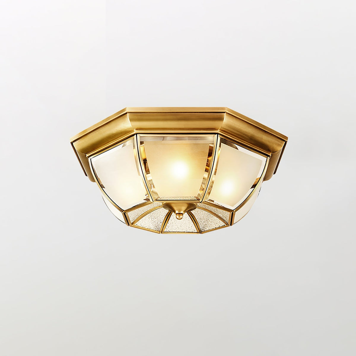 Vorenis bolvormige plafondlamp van messing glas
