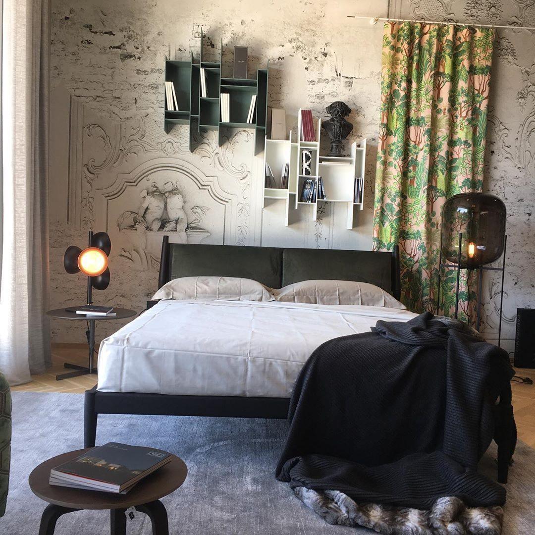 Liorivelia industriële vloerlamp van glas