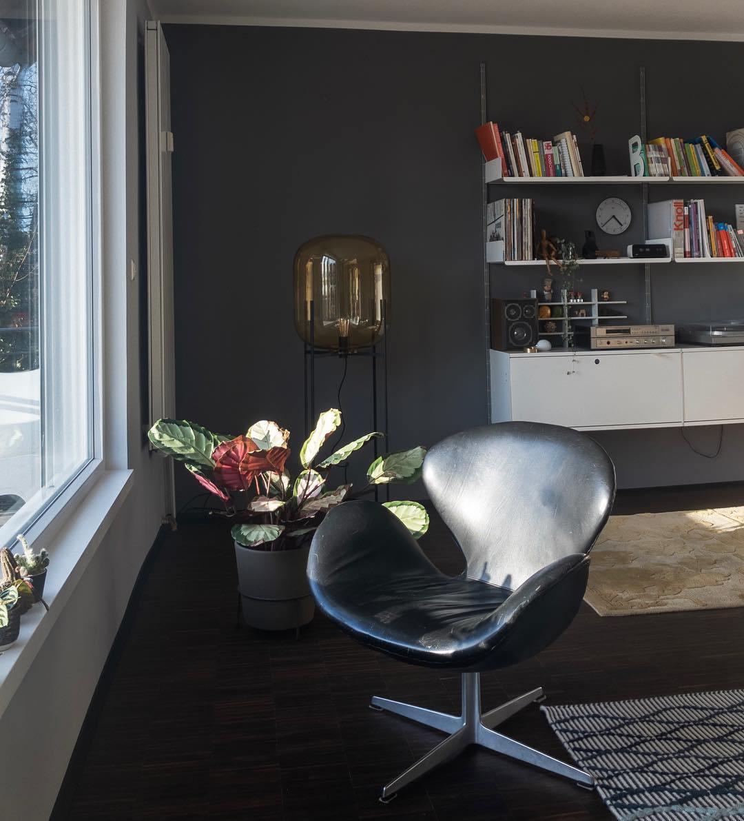Liorivelia industriële vloerlamp van glas