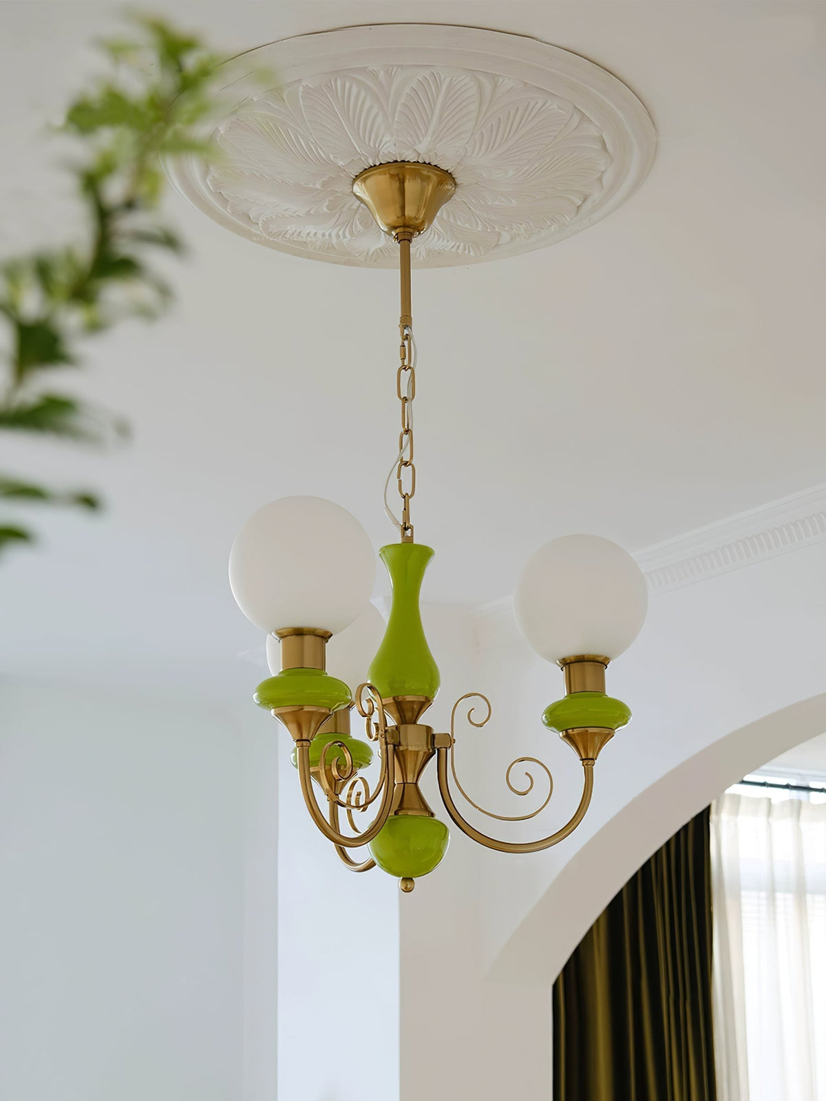 Evsolia kroonluchter van groen onyx glas