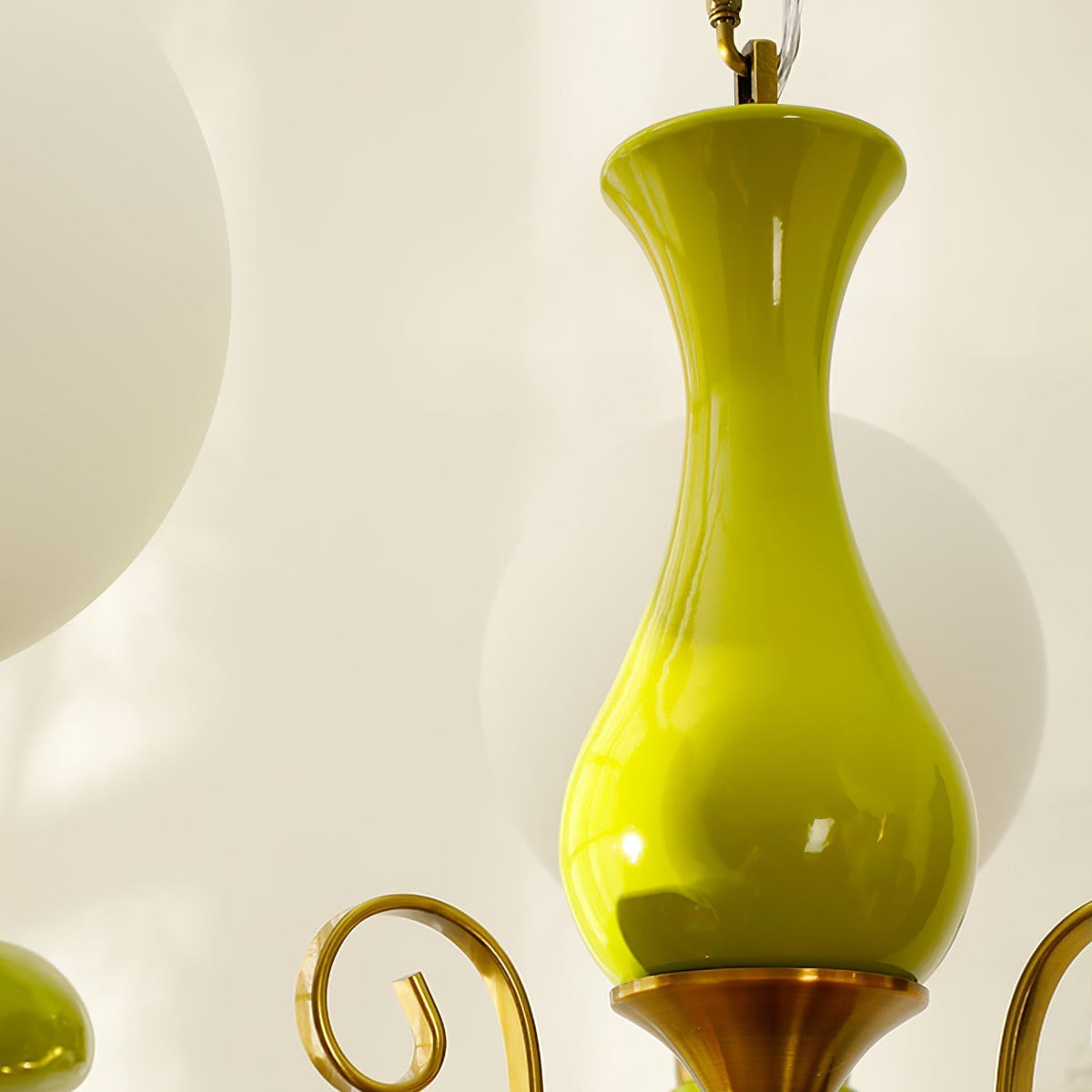 Evsolia kroonluchter van groen onyx glas