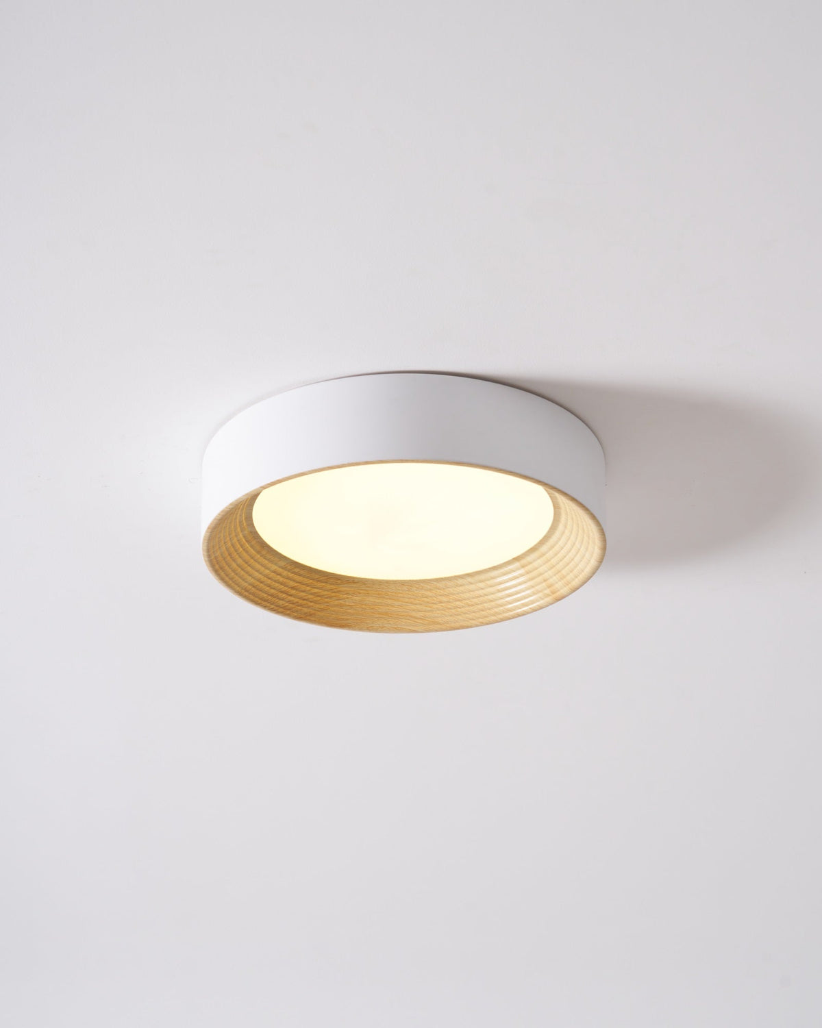 Elvirelle plafondlamp houten ring minimalistisch dimbaar