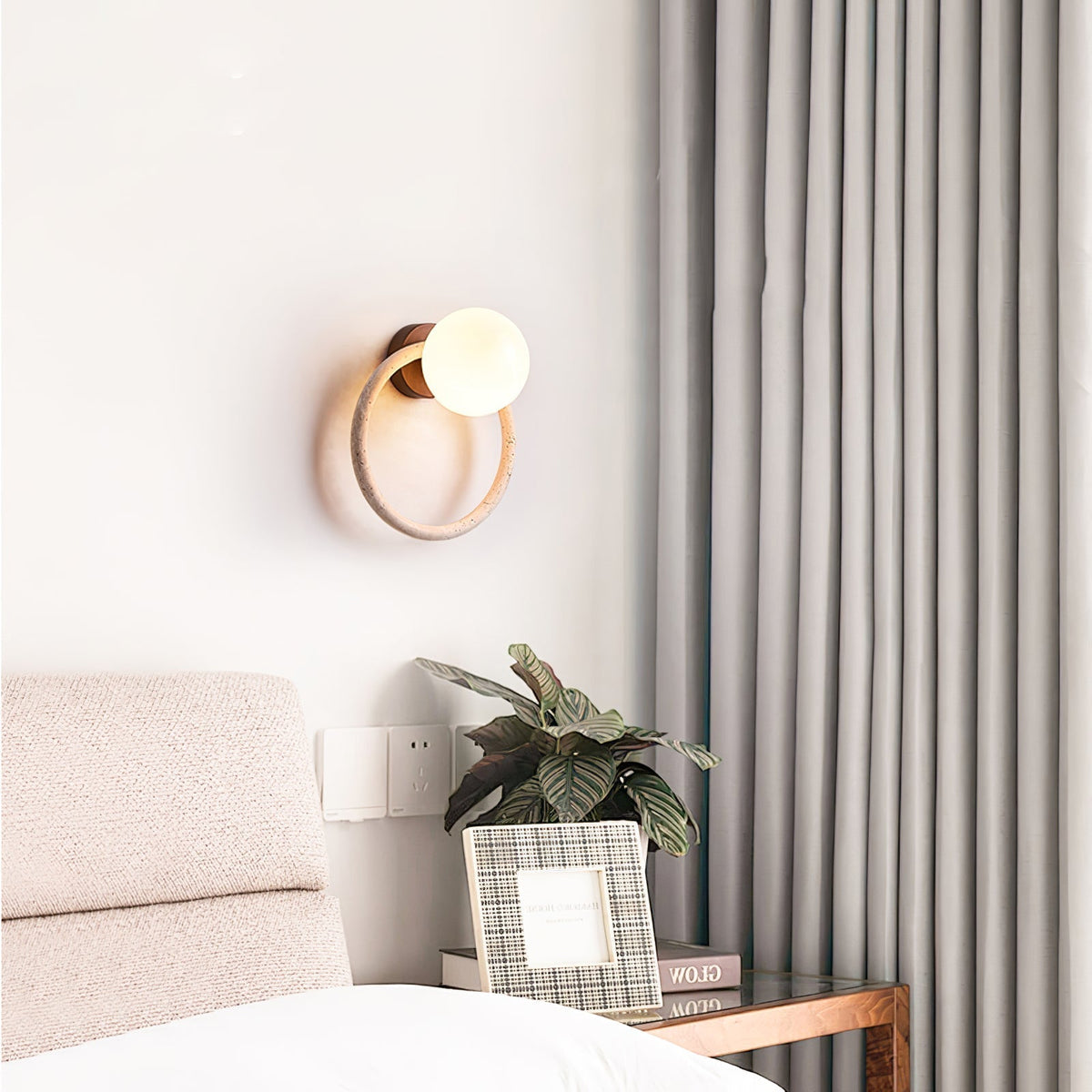 Idoryra Geel travertin wandlamp