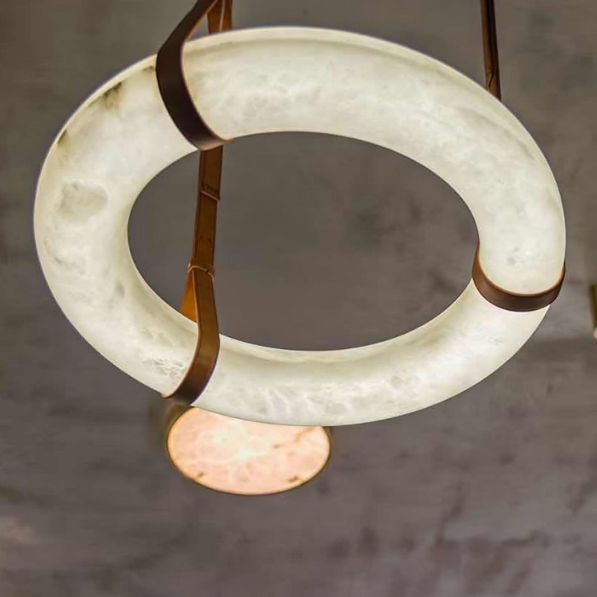 Oslo hanglamp albast ring leerbanden Scandinavisch
