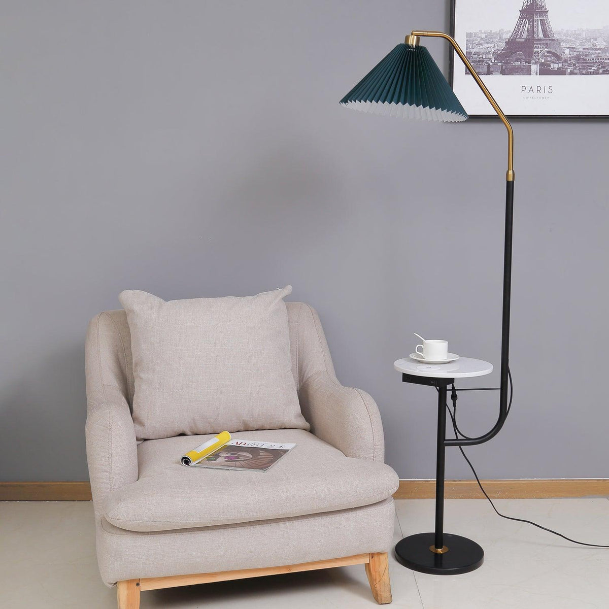 Nexc vloerlamp van marmer en hout