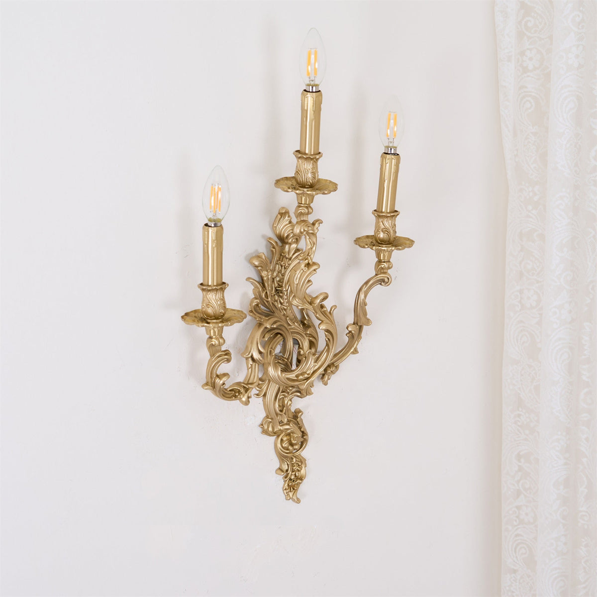 Rivisiella wandlamp