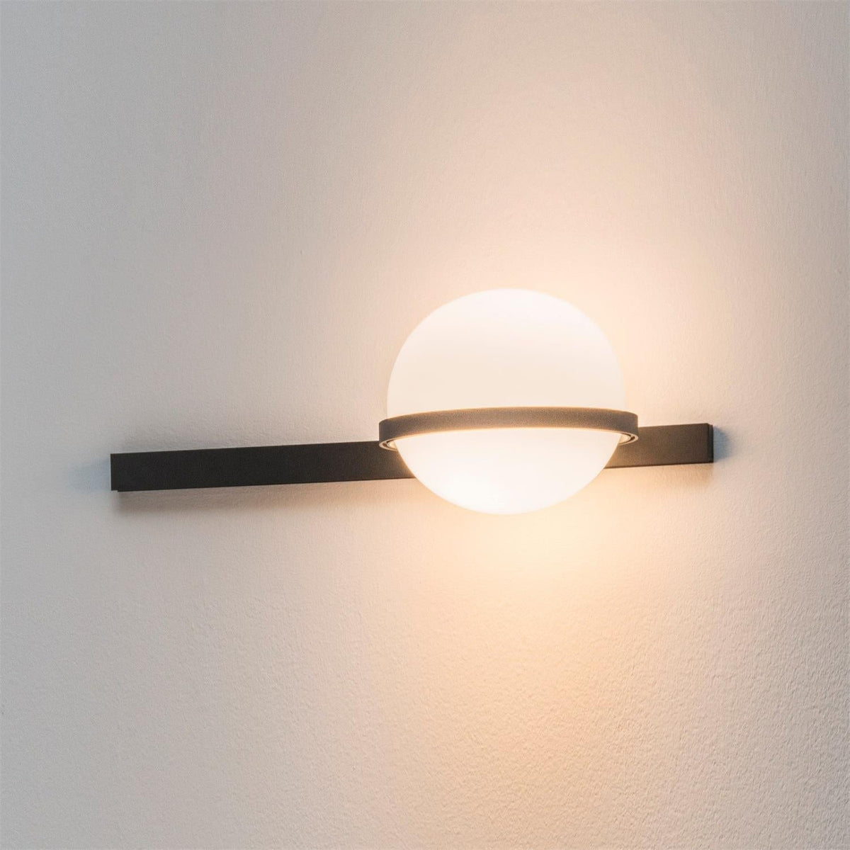 Olthaarae wandlamp van acryl