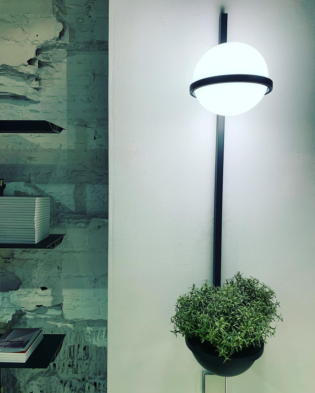 Olthaarae wandlamp van acryl