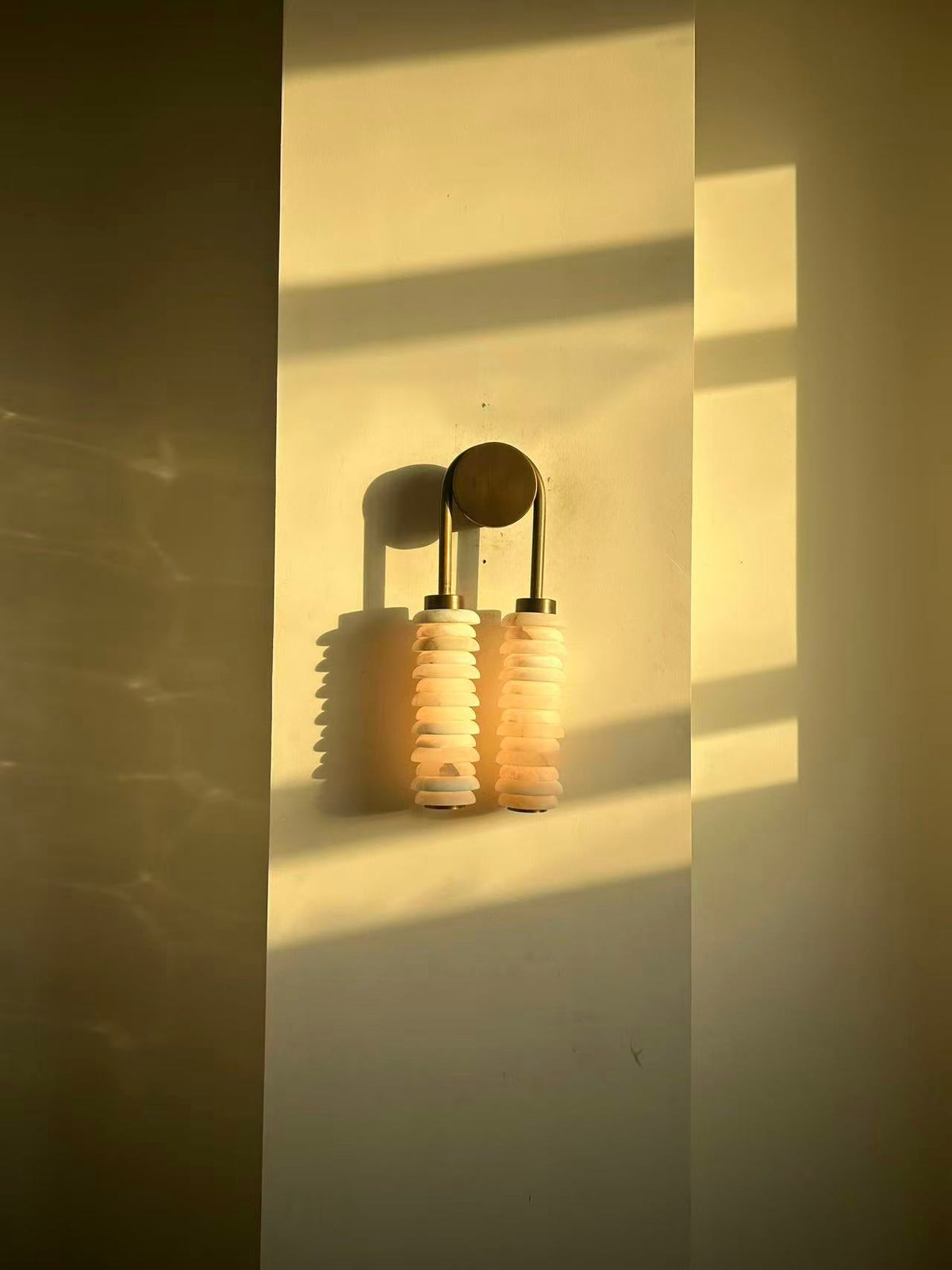 Cyralyn wandlamp