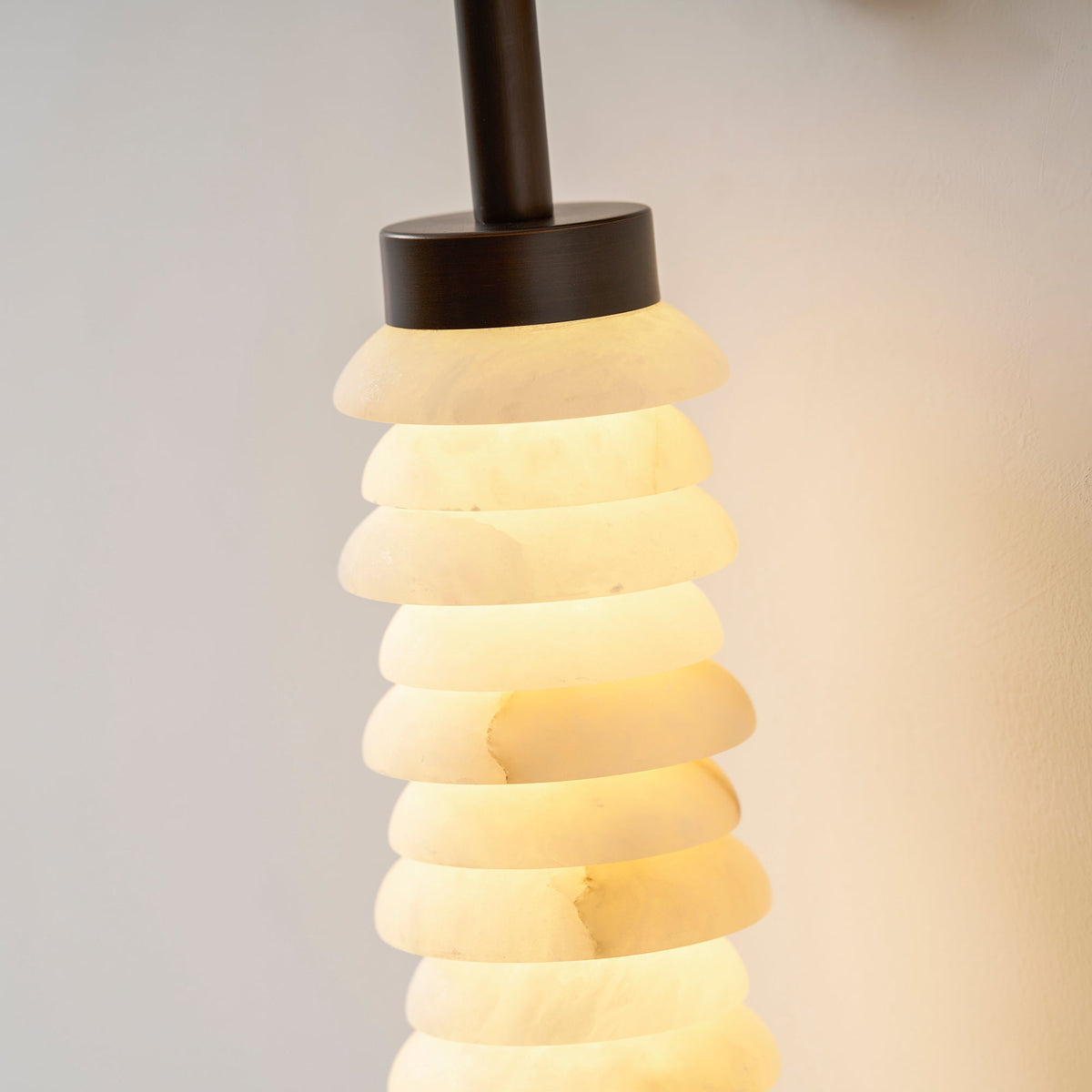 Rivaiella wandlamp