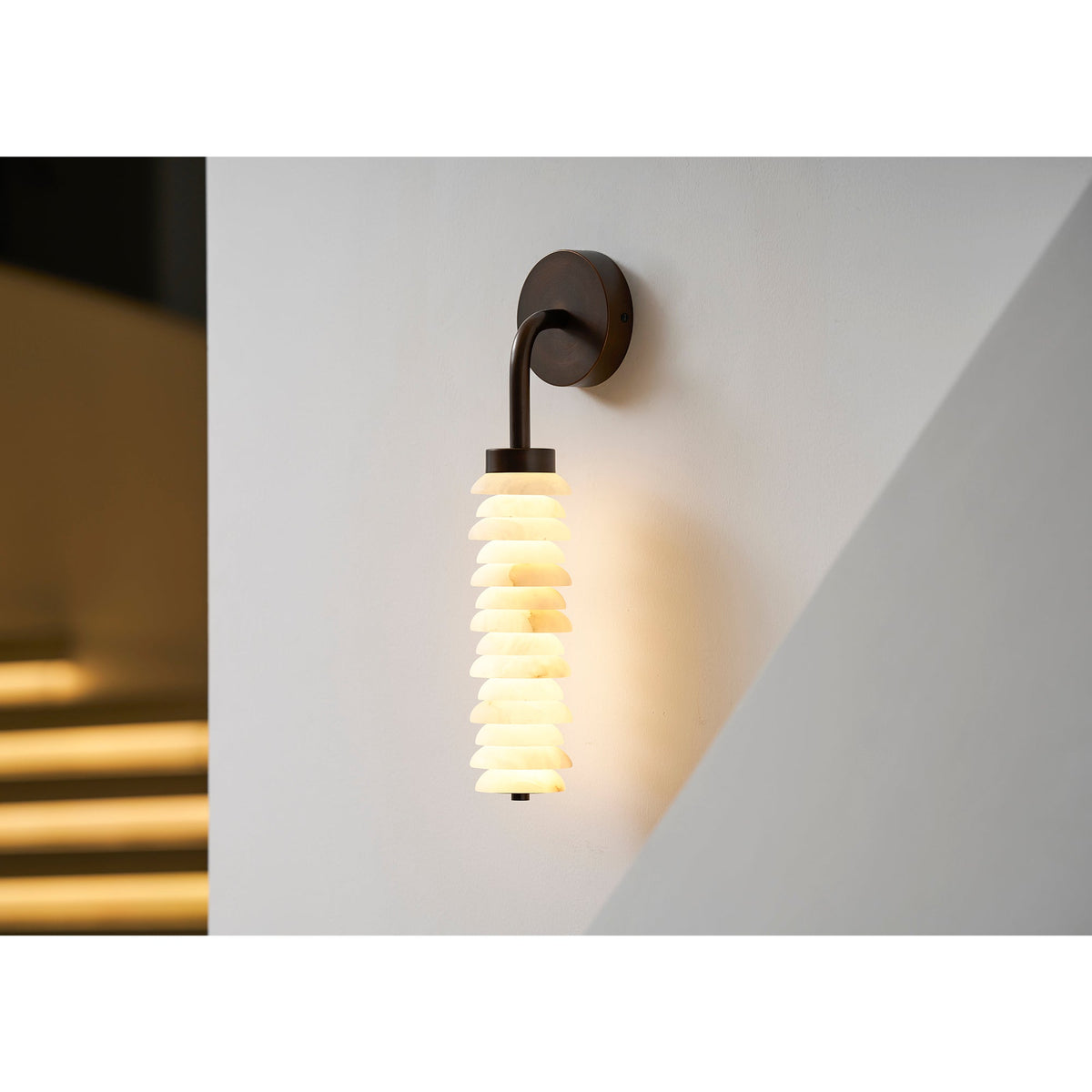 Rivaiella wandlamp