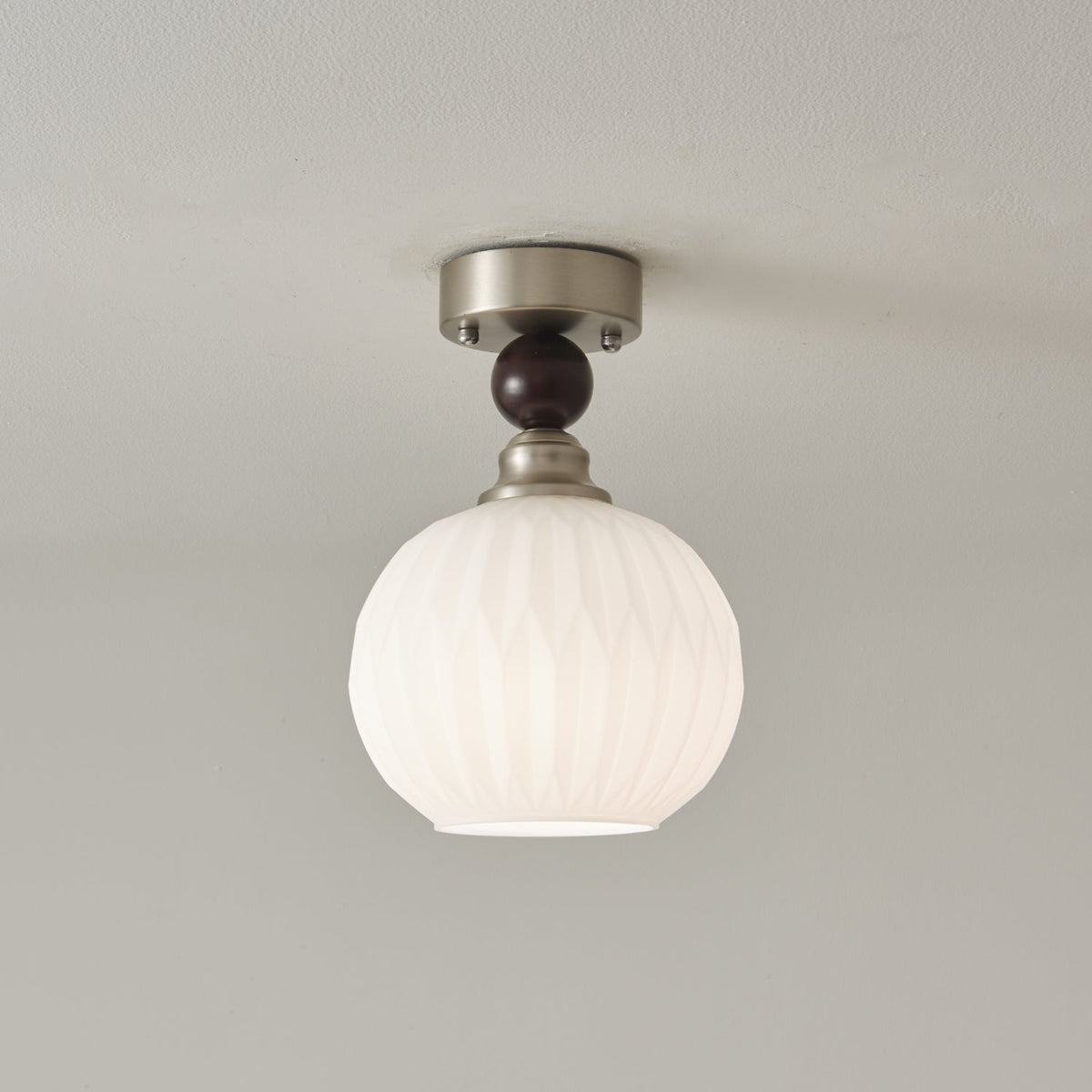 Ivcarila Moderne minimalistische plafondlamp met parelsferen glas