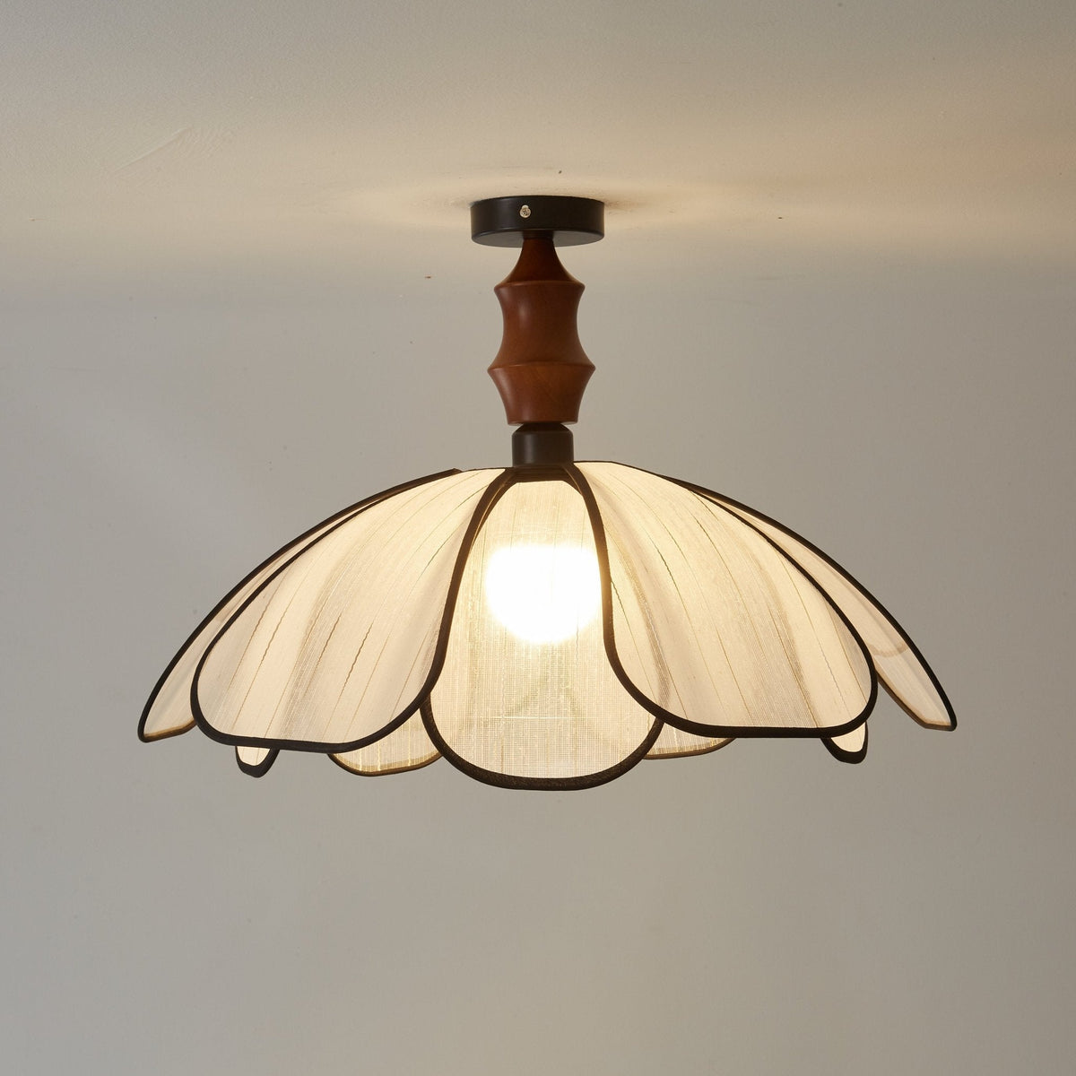 Petaline Whisper plafondlamp