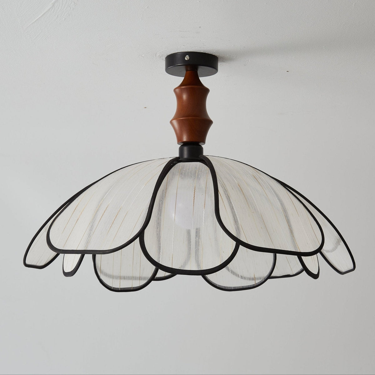 Petaline Whisper plafondlamp