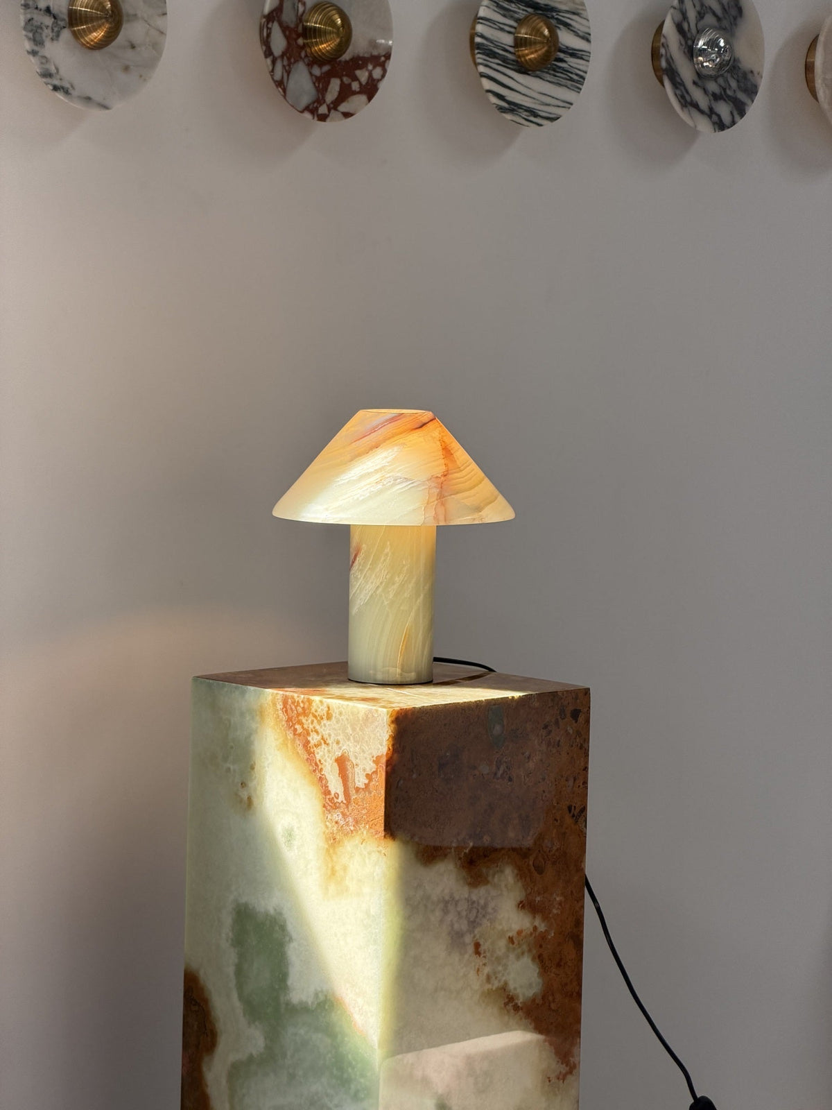 Pillar Stone tafellamp