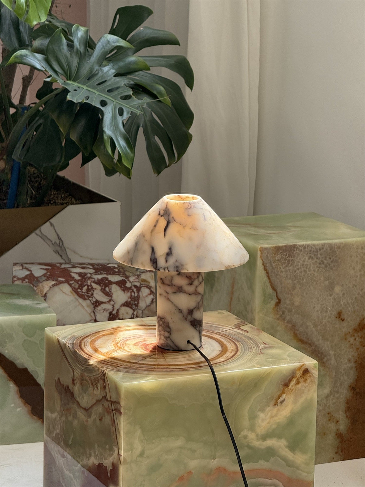 Pillar Stone tafellamp