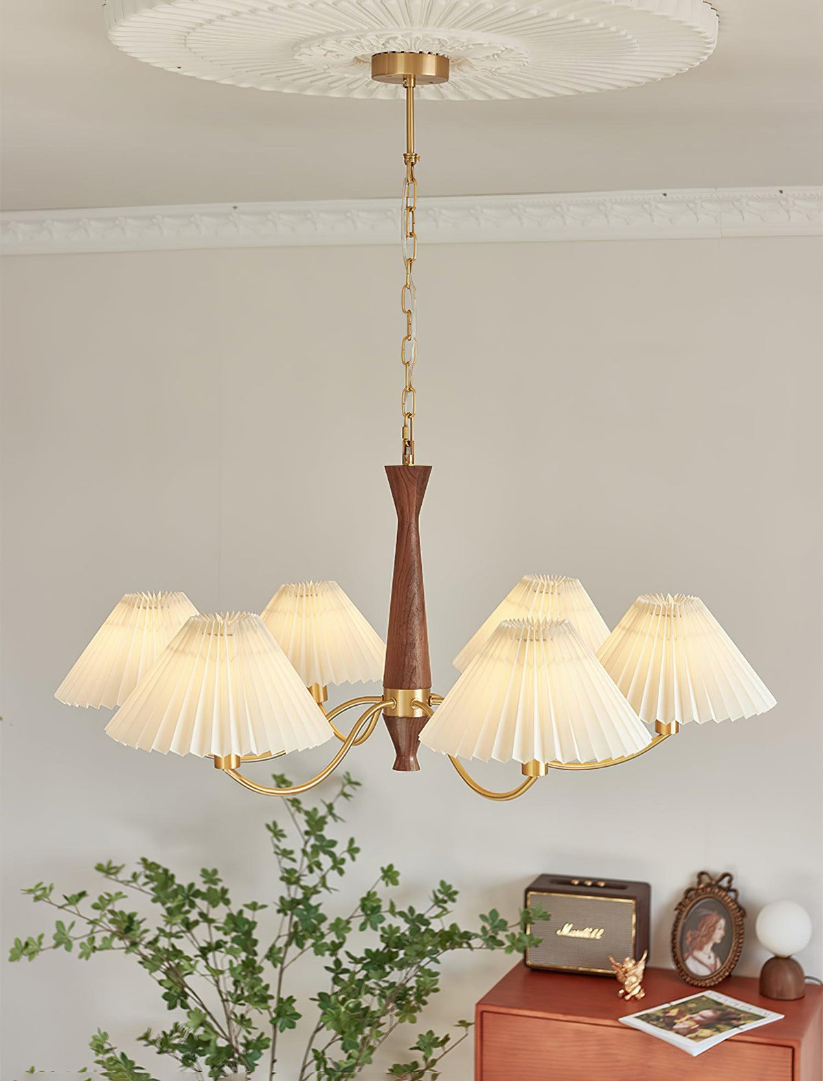 Calivine kroonluchter Pleated met witte lampkappen Mid-Century