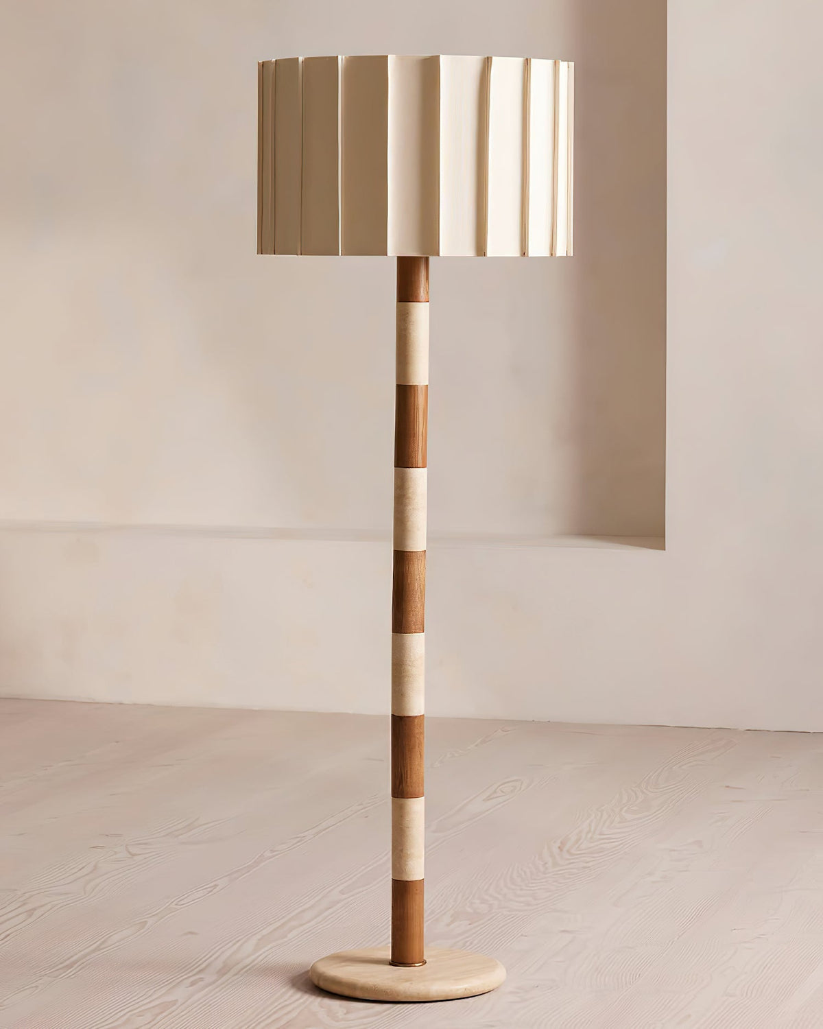 Miruielle vloerlamp