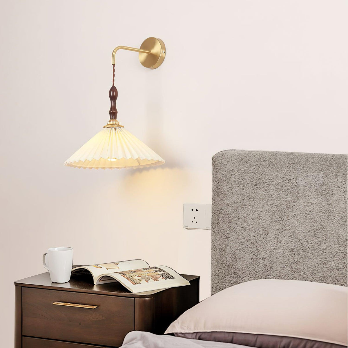 Mordan Premium wandlamp Elegante geplooide walnoot houten wandlamp