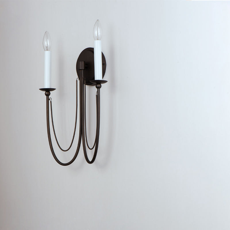 Lioruaria wandlamp met goudkleurige afwerking