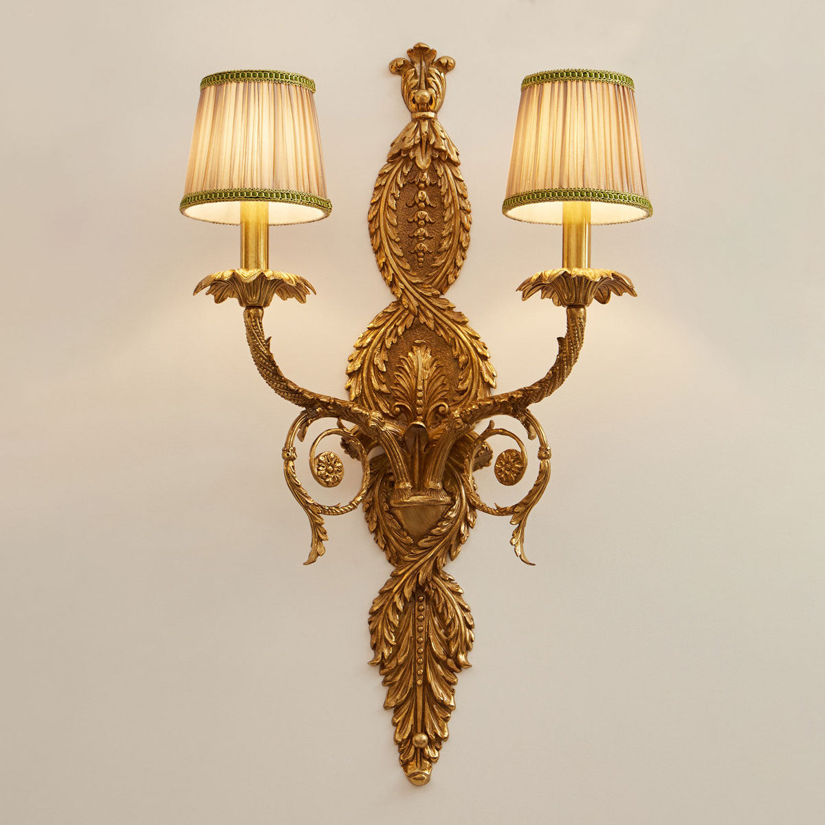 Regals wandlamp