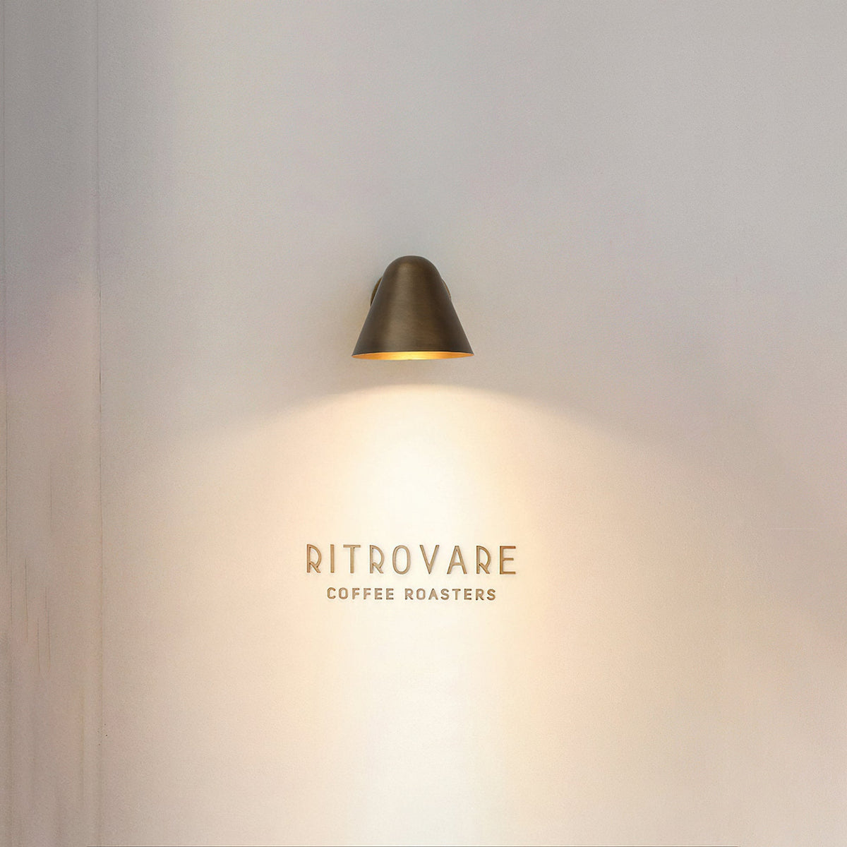 Orelelaria wandlamp met afwerking Antique Bronze