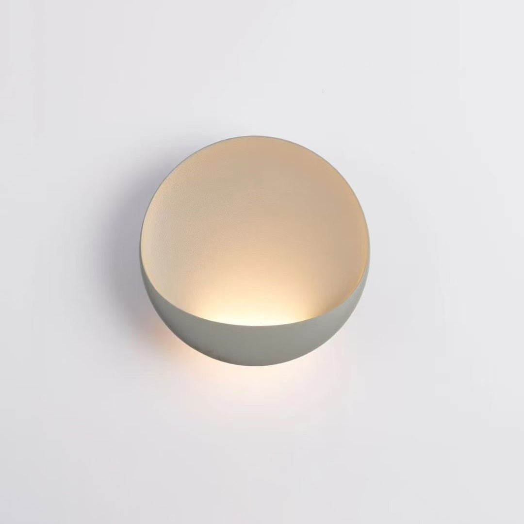 Flindt ronde wandlamp in aluminium