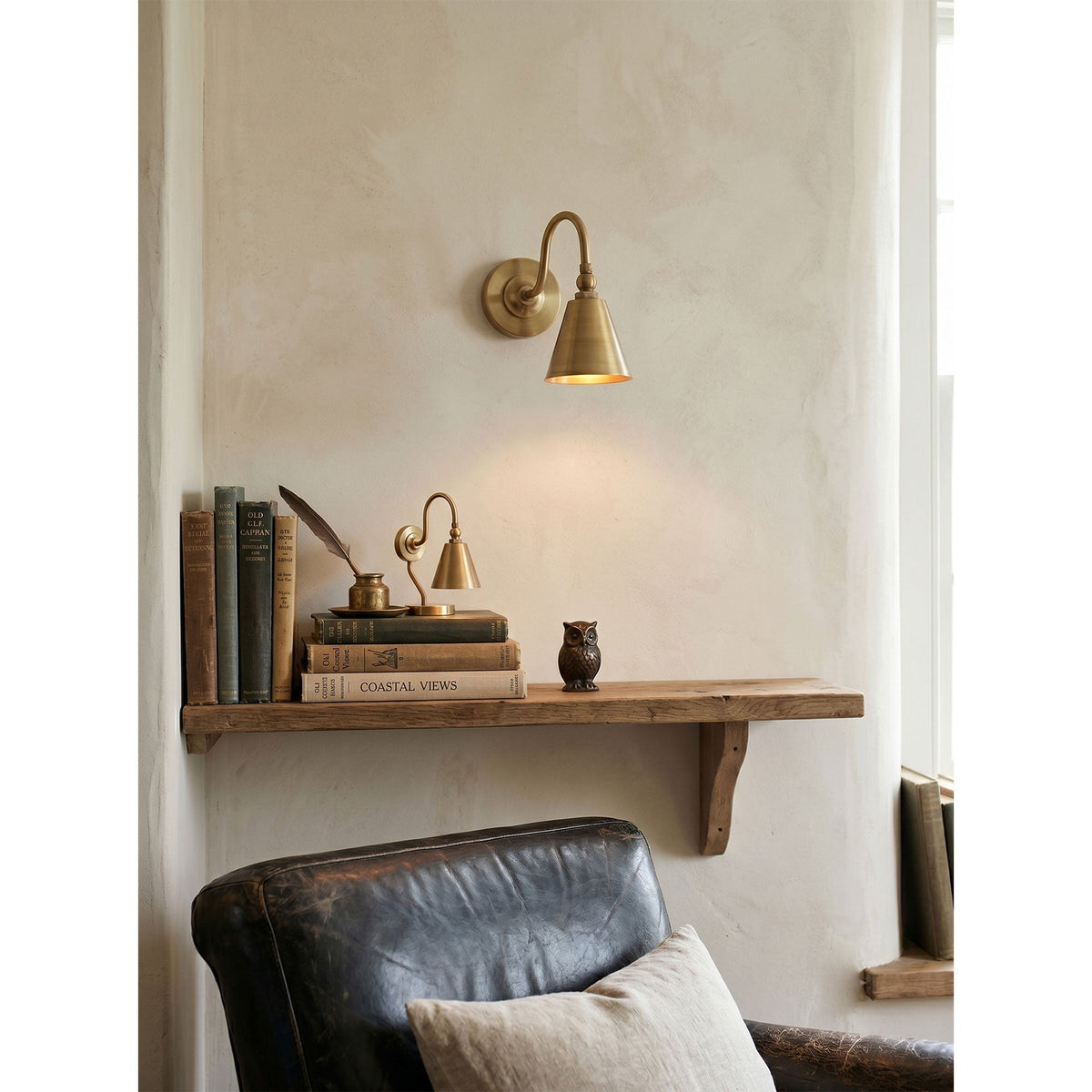 Forna messing wandlamp