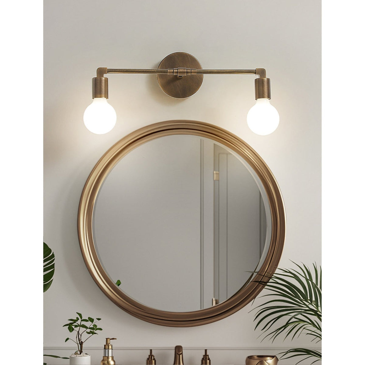 Karma Elvior messing dubbele wandlamp