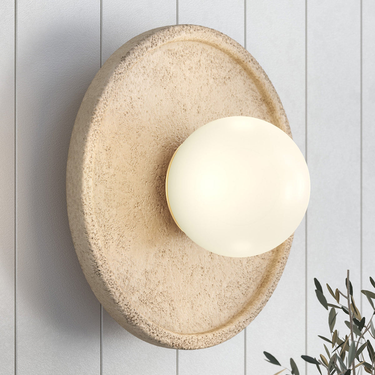 Liorisenne wandlamp