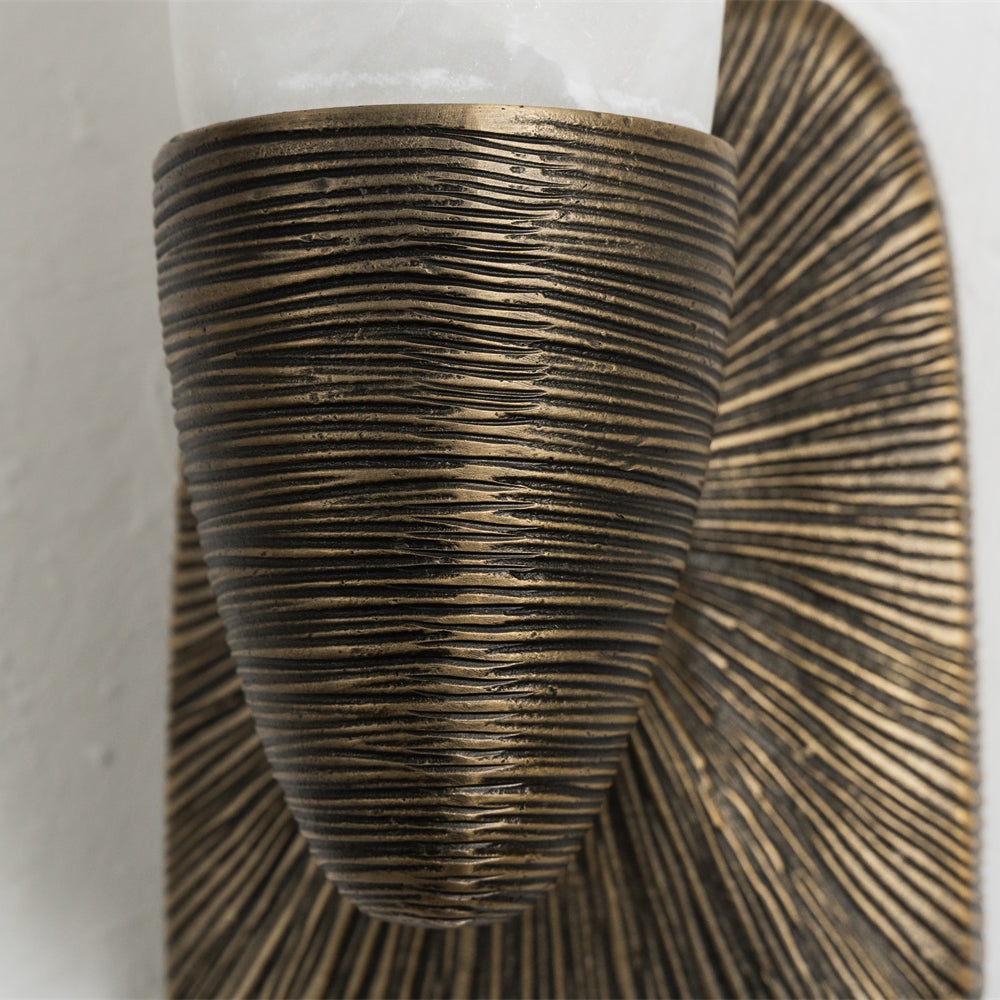 Sorenaine wandlamp