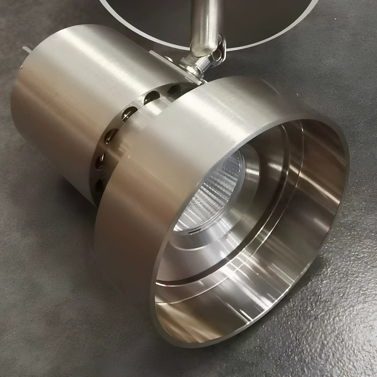Kiann tracklamp