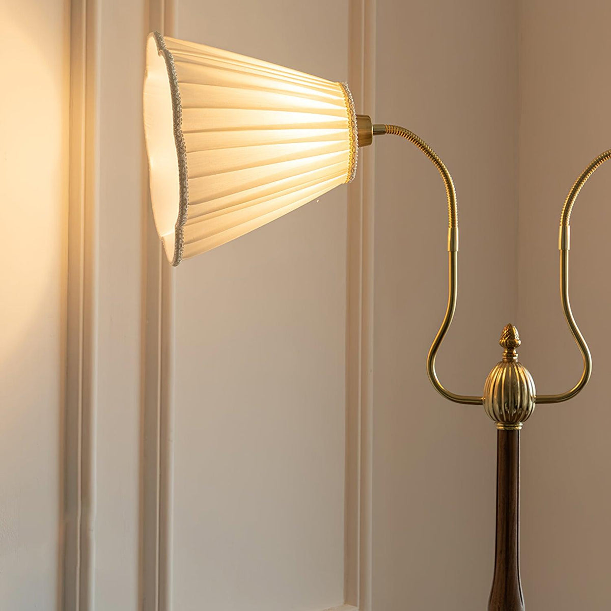 Noruia vloerlamp