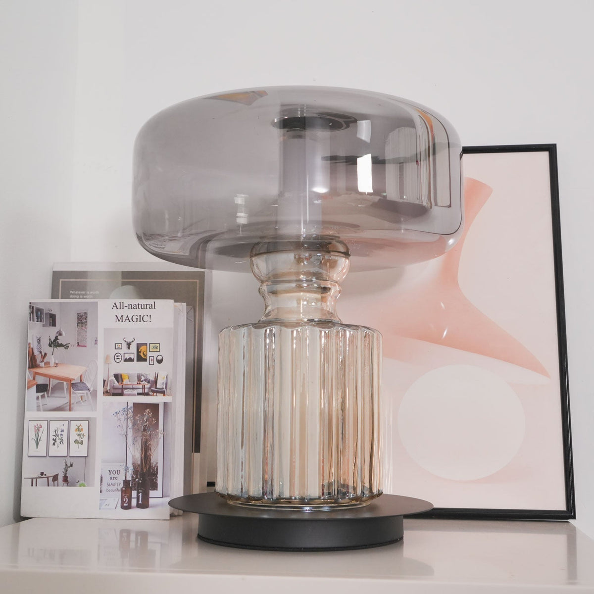 Svora moderne tafellamp van rookgrijs glas