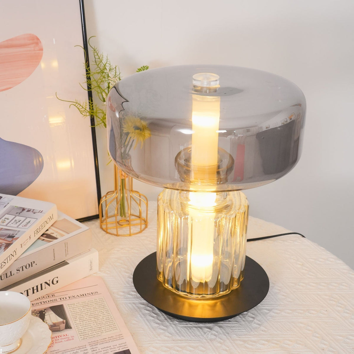 Svora moderne tafellamp van rookgrijs glas