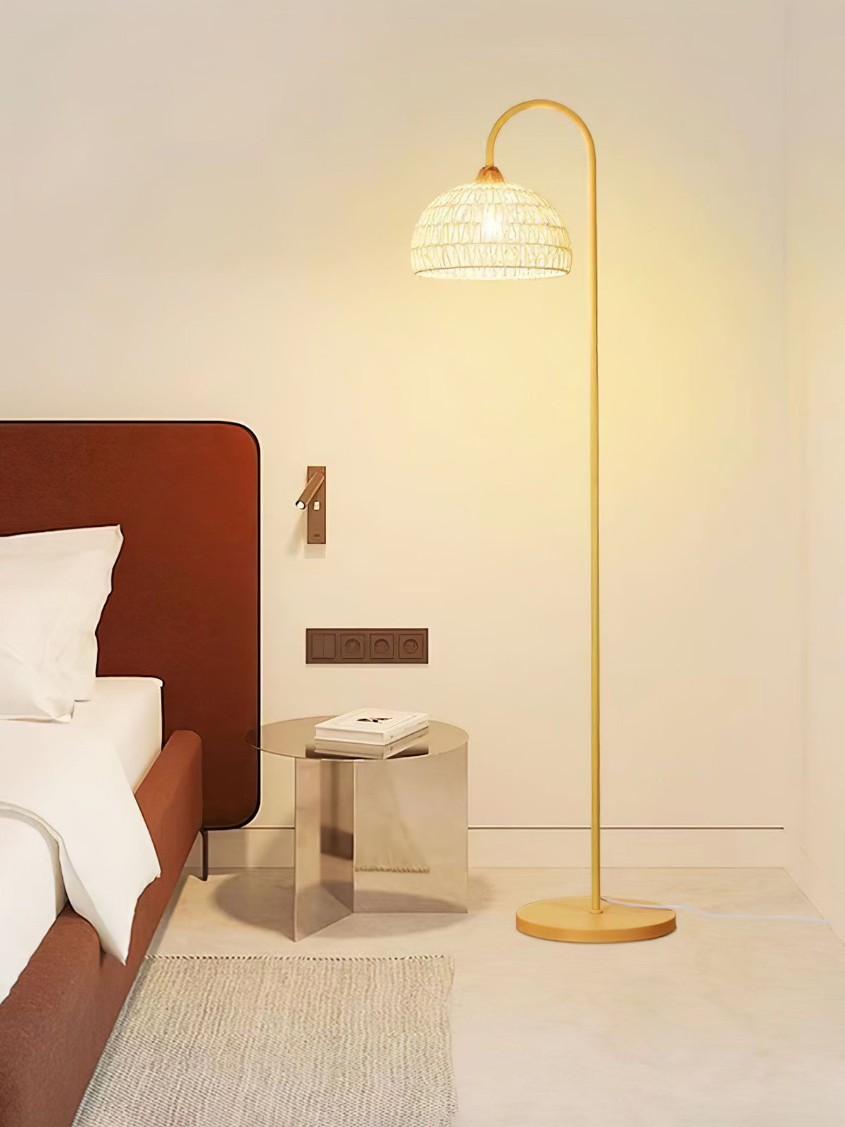 Tor vloerlamp minimalistisch beige