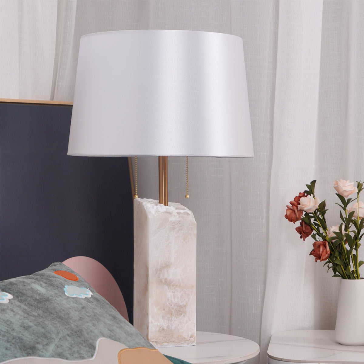 Gaveth Minimalistische tafellamp in albast