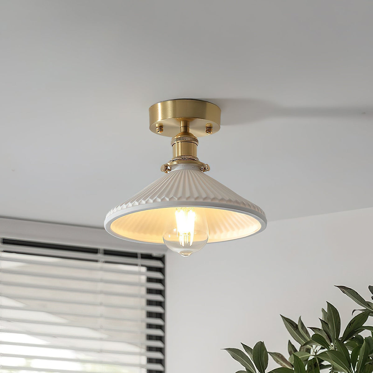 Belmont Vintage messing & keramische plafondlamp