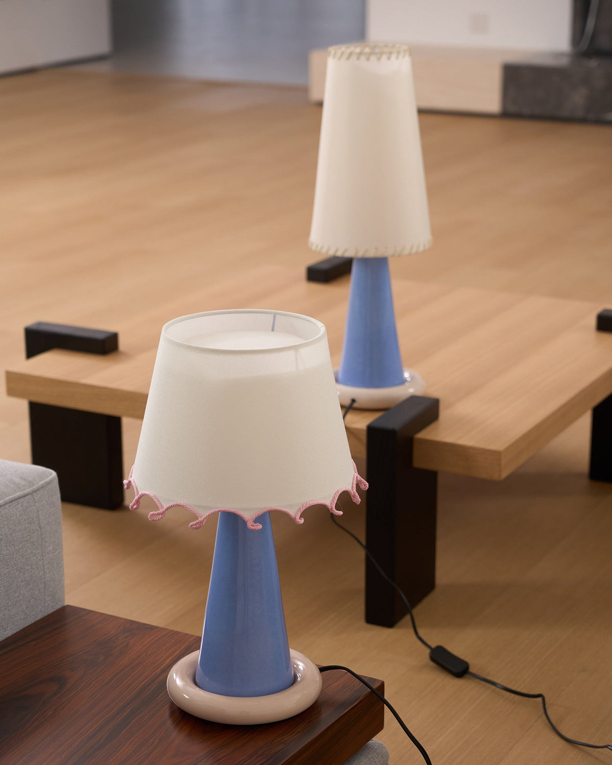 Rhett Moderne tafellamp van keramiek