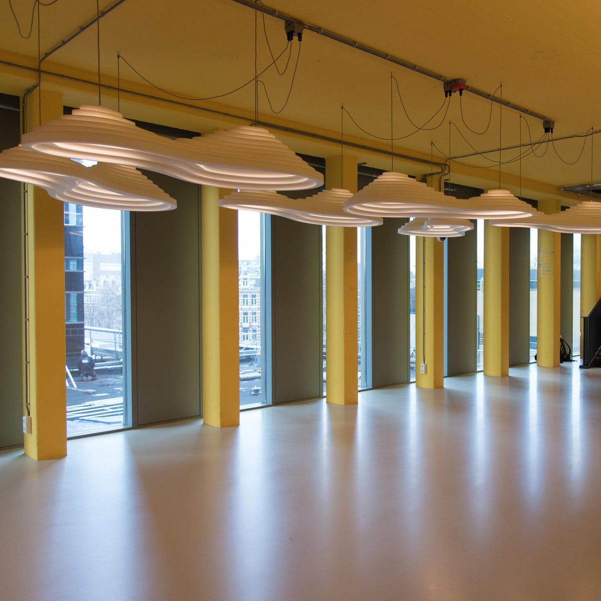 Niruise minimalistische hanglamp van hars