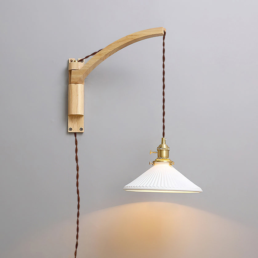 Mirisaria wandlamp