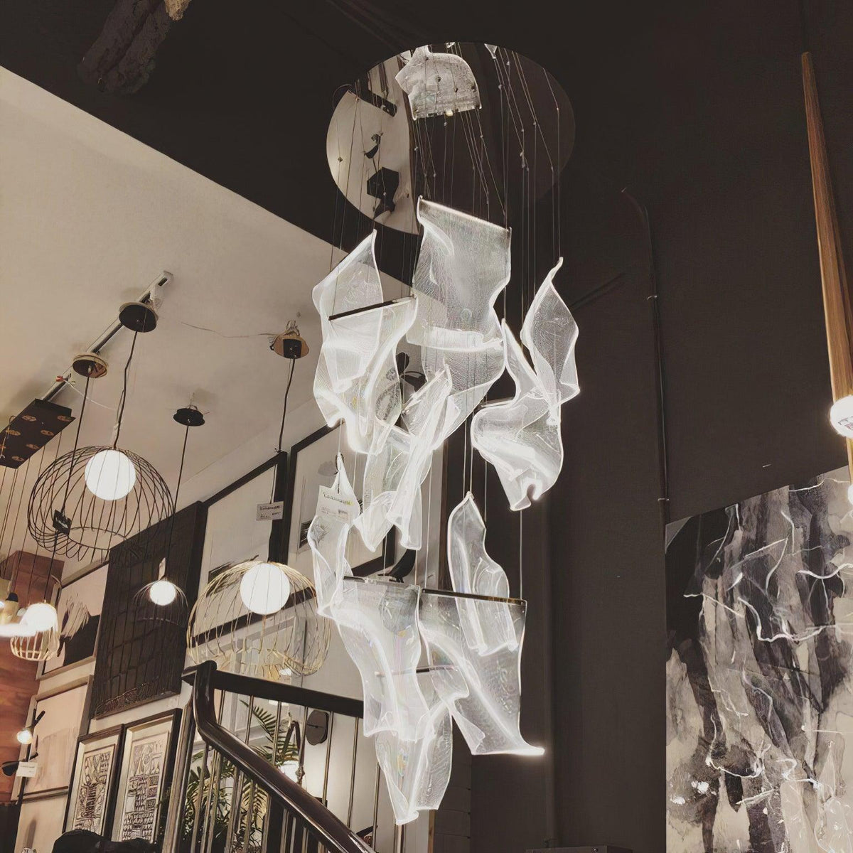 Lucuian kroonluchter acrylaat LED abstract zwevend kunstwerk