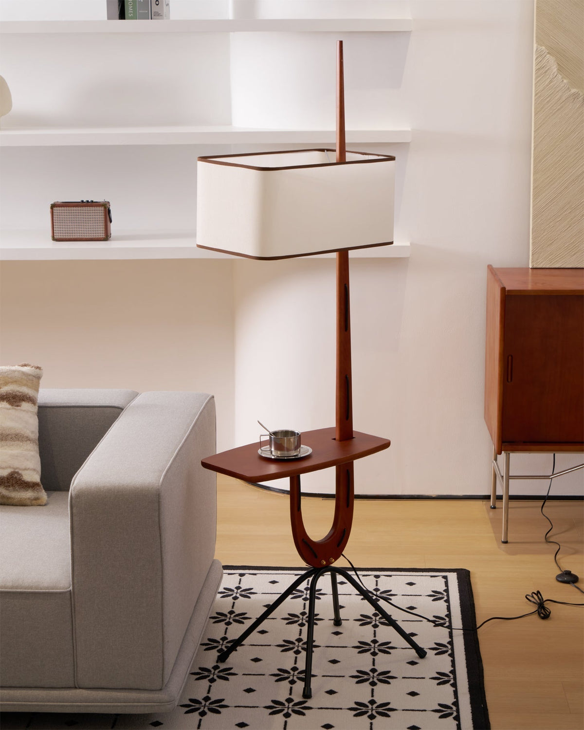 Vemara Mid Century Houten vloerlamp