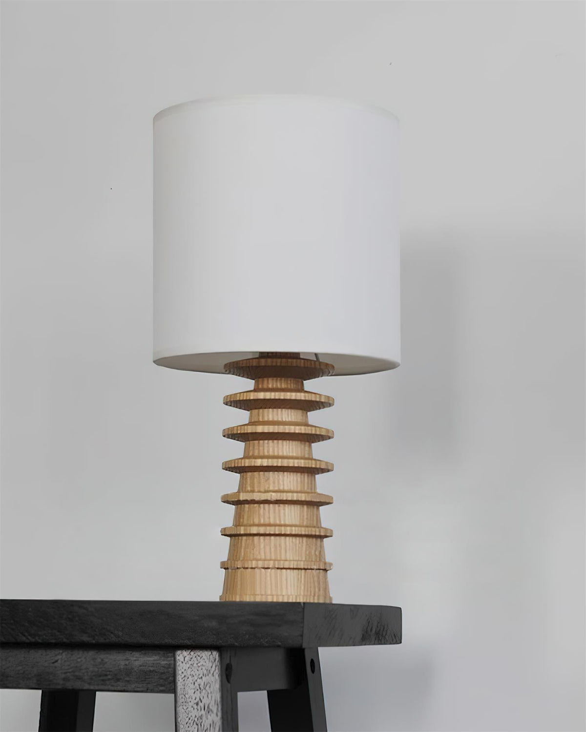 Terrance tafellamp Walnootkleur