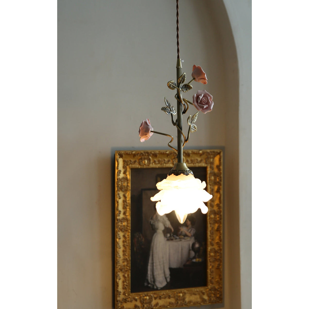 Avenoielle hanglamp met bloemmotief