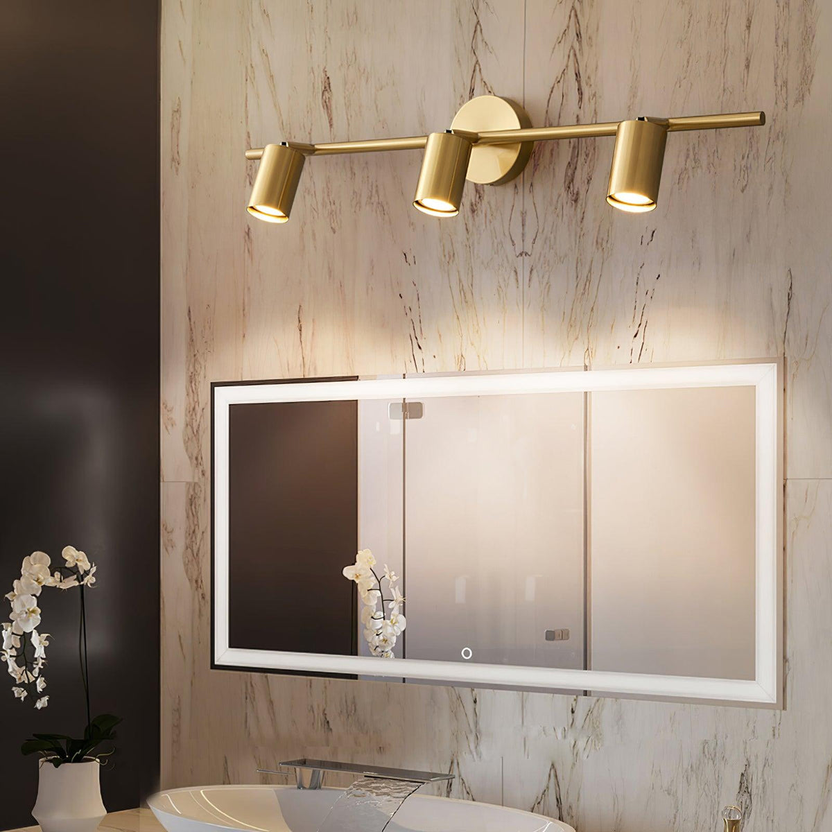 Grover draaibare messing wandlamp