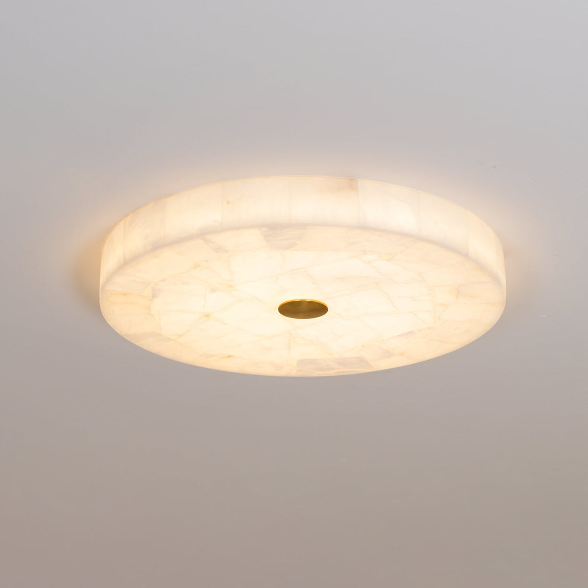 Nivael ronde plafondlamp van albast